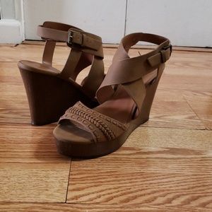 Indigo Rd Kash wedge sandal